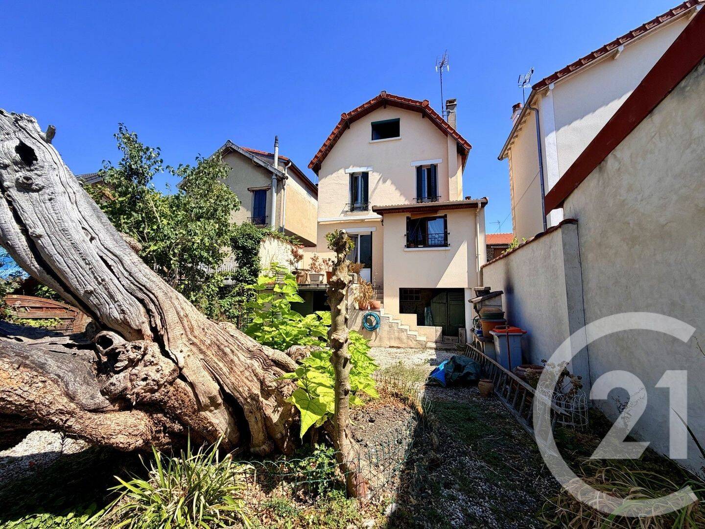 Maison 6 pièces 118 m² · à Villemomble · 118 m² · 369 990 €