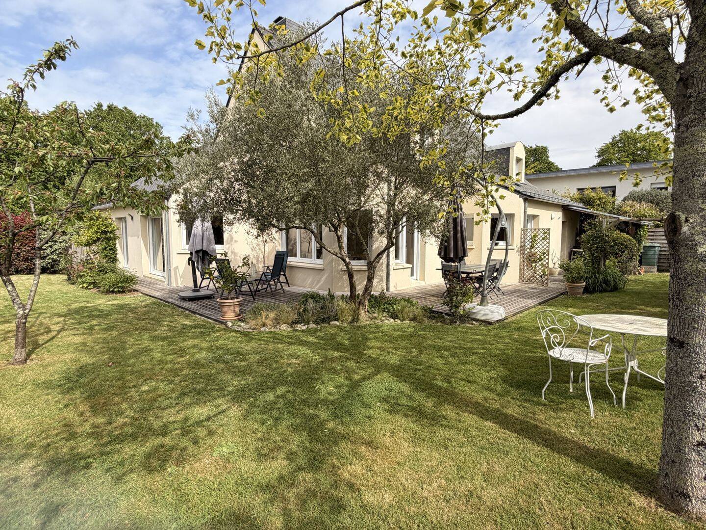 Maison 8 pièces 206 m² · à Séné · 206 m² · 780 000 €