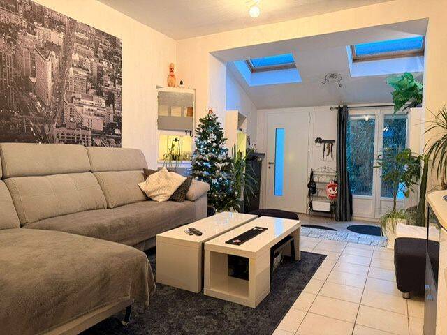 Maison 6 pièces 100 m² · à Sotteville-lès-Rouen · 100 m² · 215 000 €