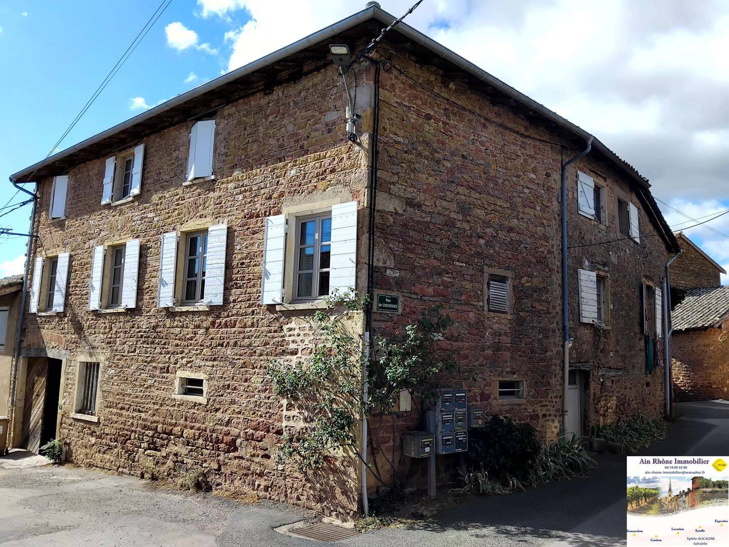 Maison 5 pièces 130 m² · à Denicé · 130 m² · 1 350 €/mois