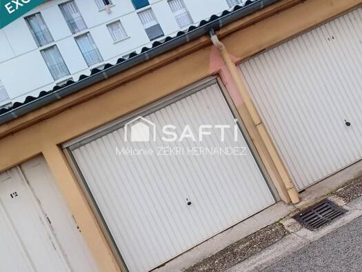 Parking à vendre 20 000 € 13 m² Moulin à Vent-Ernest Renan Vénissieux 69200