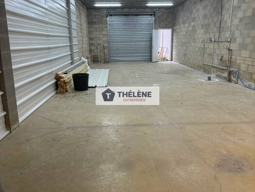Local d'activités à louer 1 158 € 180 m² d'espace de stockage Ecarts Marguerittes 30320