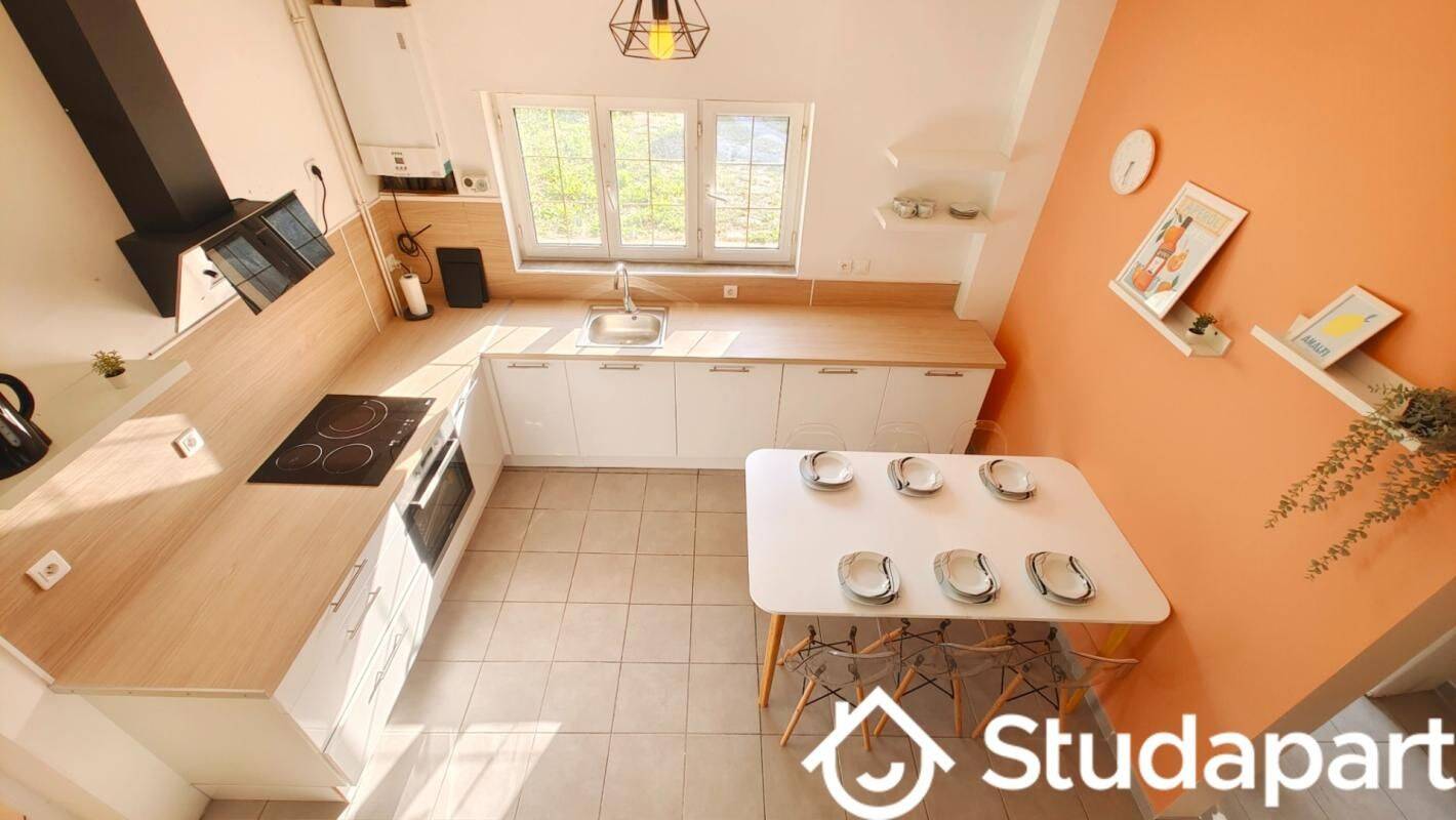 1 pièce 12 m² · à Troyes · 12 m² · 420 €