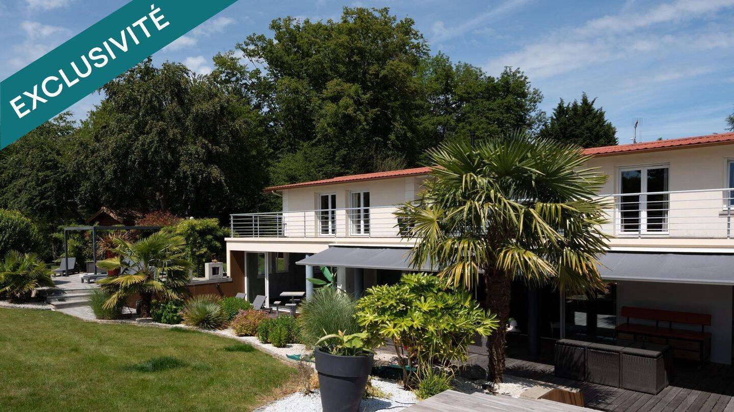 Maison 9 pièces 385 m² · à Noailles · 385 m² · 1 800 000 €