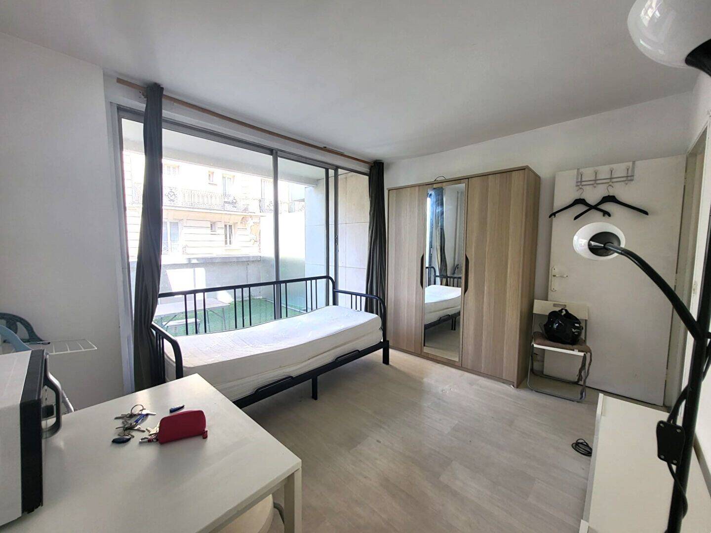 Appartement 1 pièce 18 m² · à Paris 15ème Arrondissement · 17,6 m² · 225 000 €