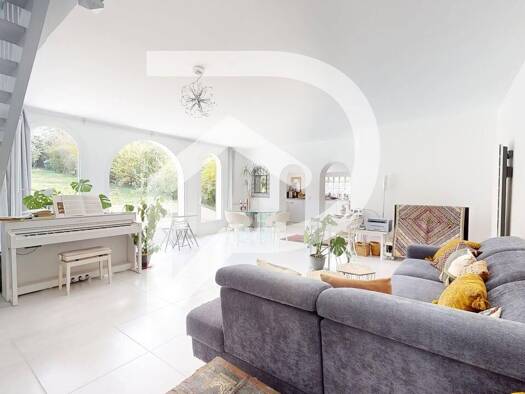 Maison à vendre 799 000 € 6 pièces 5 chambres 159 m² 513 m² de terrain L'Étang-la-Ville 78620