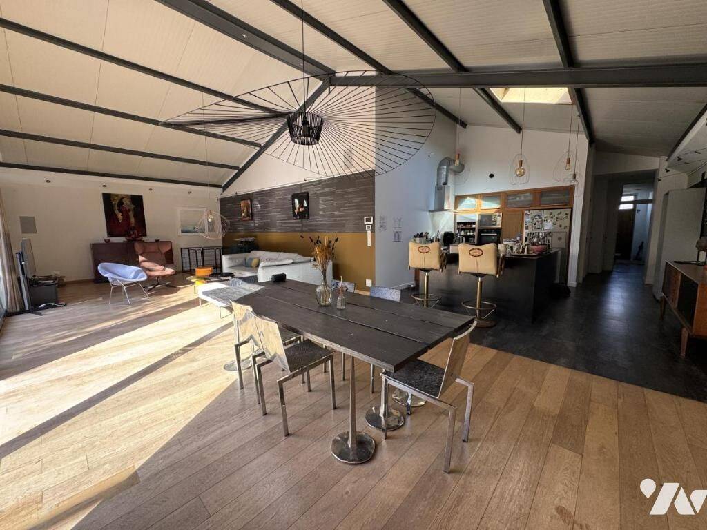 Maison 8 pièces 250 m² · à Wasquehal · 250 m² · 550 000 €