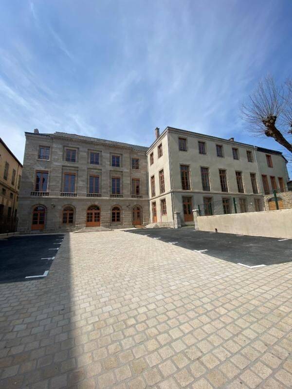 Appartement 4 pièces 78 m² · à Limoges · 78 m² · 912 €
