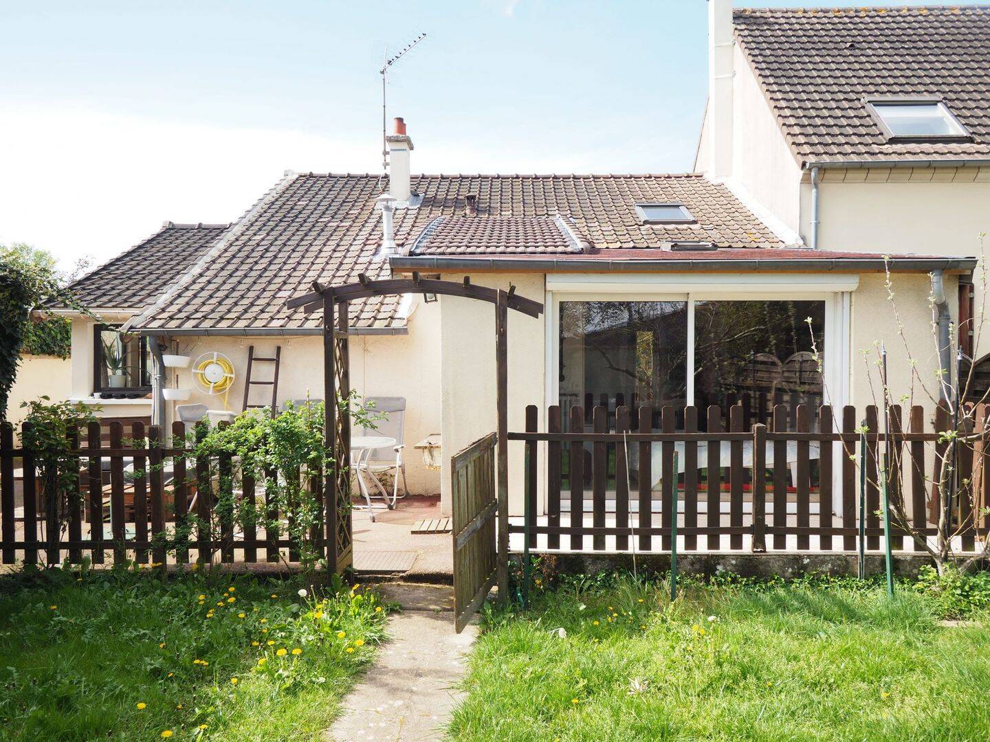 Maison 4 pièces 80 m² · à Fontenay-le-Fleury · 80 m² · 375 000 €