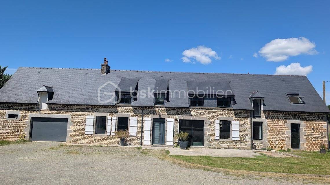 Maison 6 pièces 202 m² · à Javené · 202 m² · 385 000 €