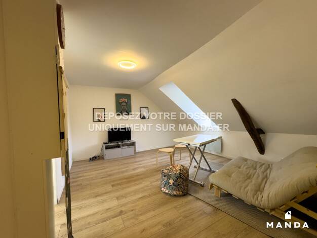 Appartement à louer 620 € 1 pièce 26 m² 2ème étage Le Mans 72000