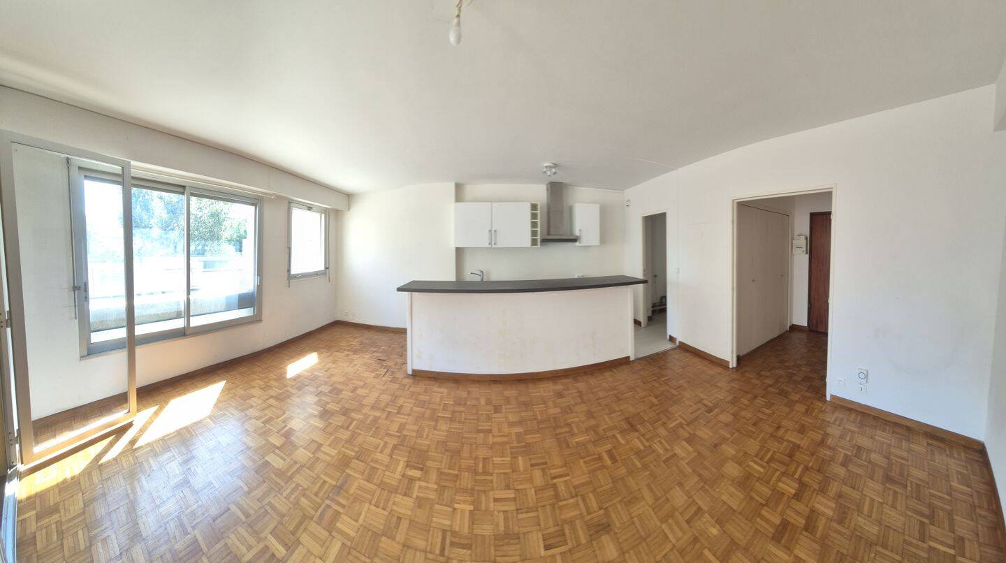 Appartement 2 pièces 49 m² · à Marseille 8ème Arrondissement · 49 m² · 215 000 €