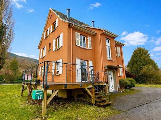Maison à vendre 399 000 € 9 pièces 7 chambres 174 m² 756 m² de terrain Munster 68140