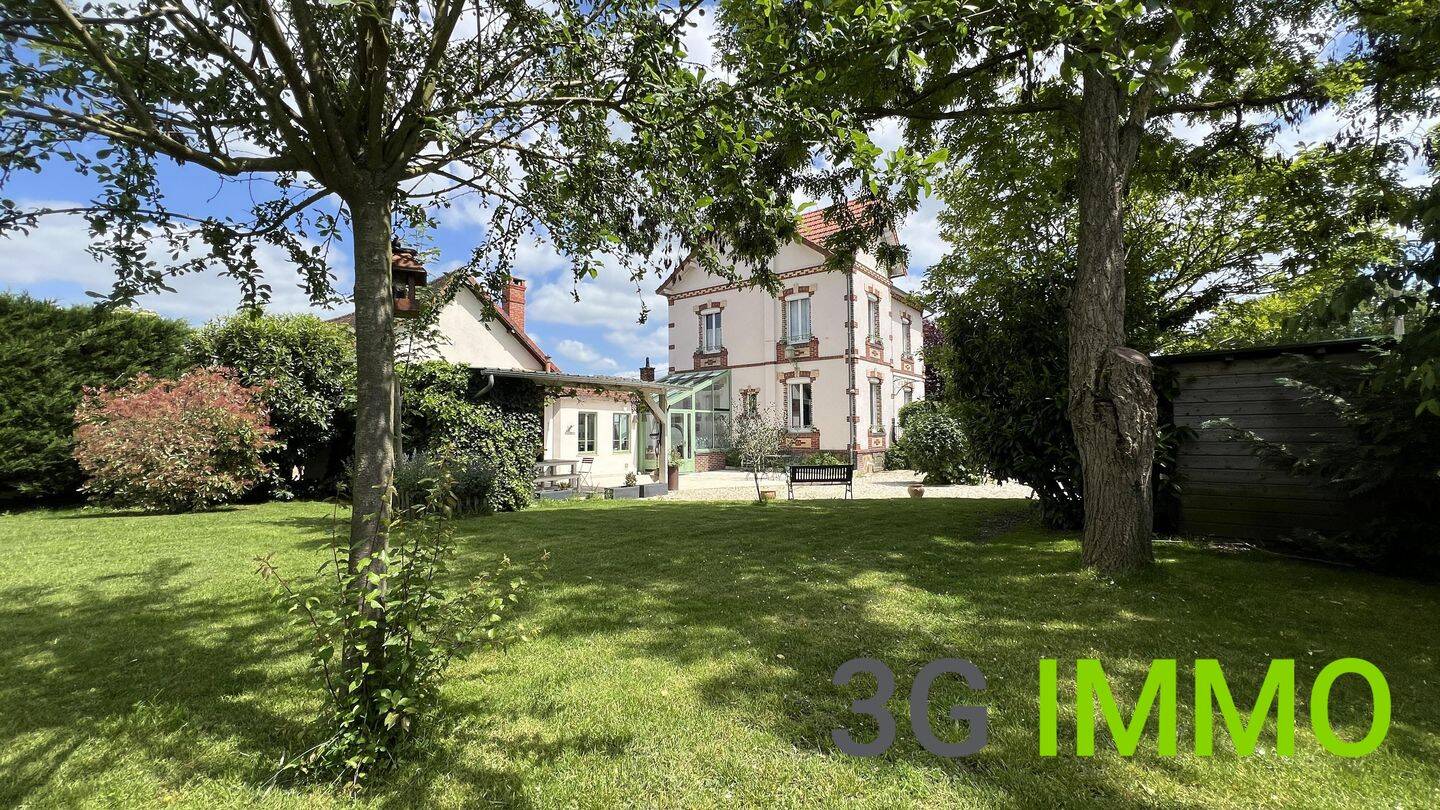 Maison 6 pièces 148 m² · à Nogent-le-Roi · 148 m² · 392 000 €