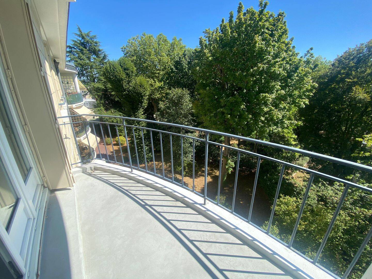 Appartement 3 pièces 61 m² · à Versailles · 61 m² · 1 381 €