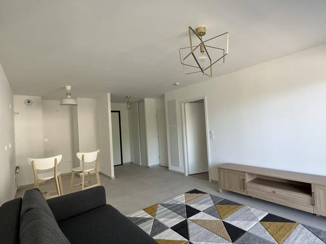 Appartement 2 pièces 44 m² · à Le Bourget-du-Lac · 44 m² · 1 000 €