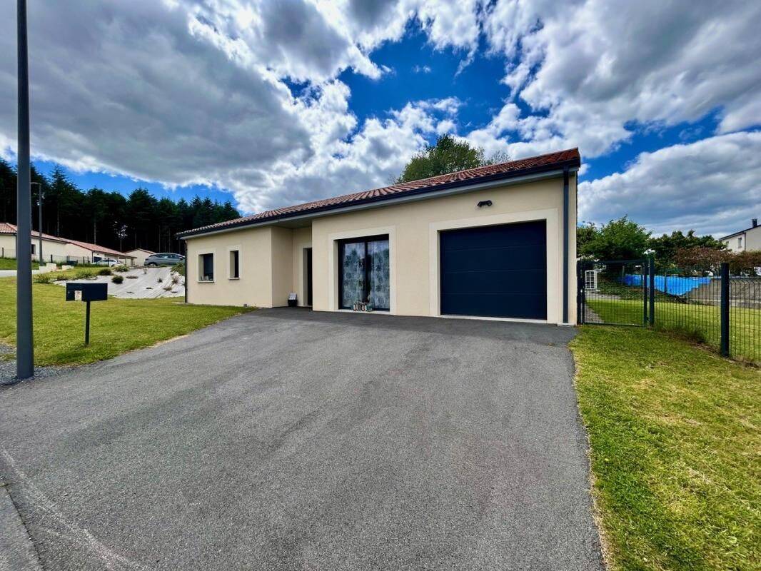 Maison 4 pièces 97 m² · à Couzeix · 97 m² · 1 100 €/mois