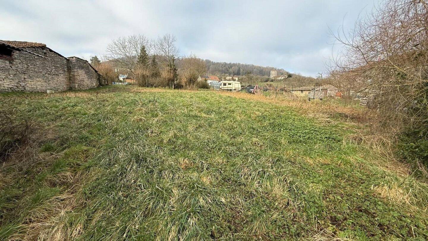 Terrain de 745 m² à Colombey-les-Belles - photo 2