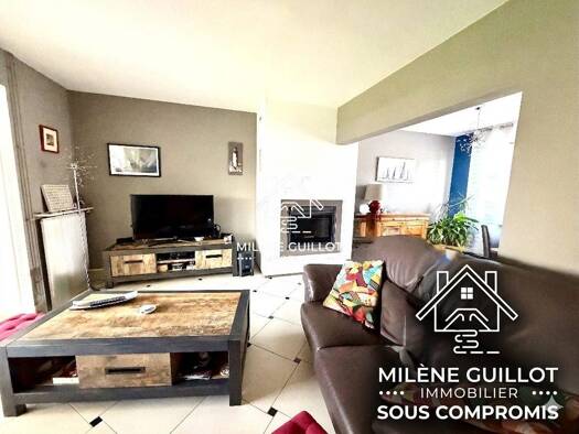 Maison à vendre 325 000 € 4 pièces 3 chambres 107 m² 280 m² de terrain Quesnoy-sur-Deûle 59890