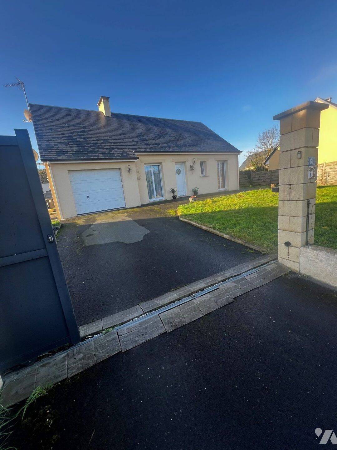 Maison 5 pièces 74 m² · à Trévières · 74 m² · 232 660 €