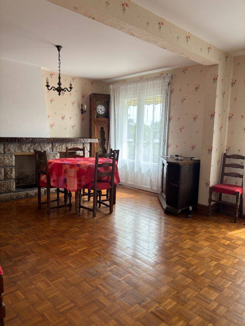 Maison 5 pièces 88 m² · à Questembert · 88 m² · 850 €