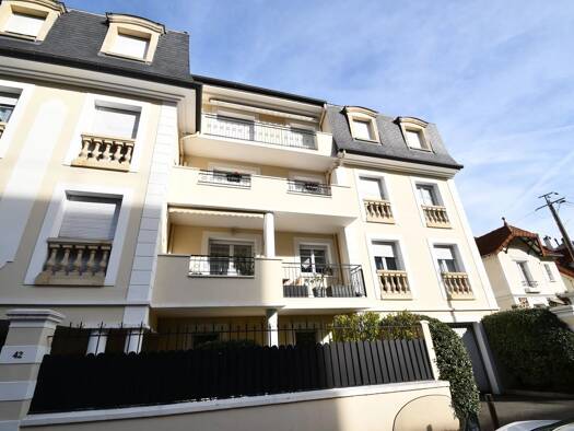 Appartement à vendre 168 000 € 2 pièces 1 chambre 41,1 m² Étage 3/3 Vauban-Colonel Fabien Livry-Gargan 93190