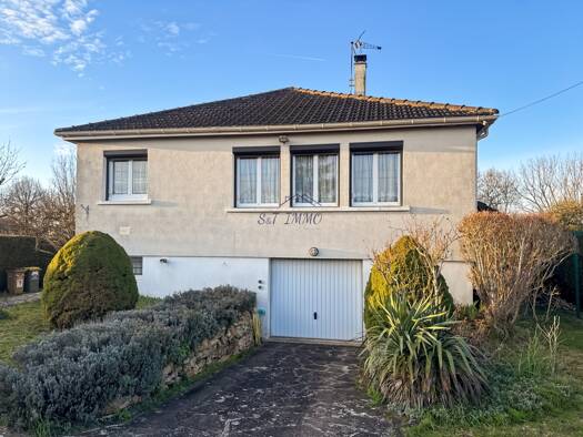 Maison de plain-pied à vendre 270 000 € 4 pièces 2 chambres 80 m² 610 m² de terrain Saint-Vrain 91770