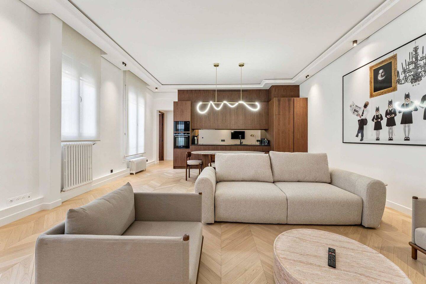 Appartement 2 pièces 90 m² · à Paris 16ème Arrondissement · 90 m² · 12 986 €/mois