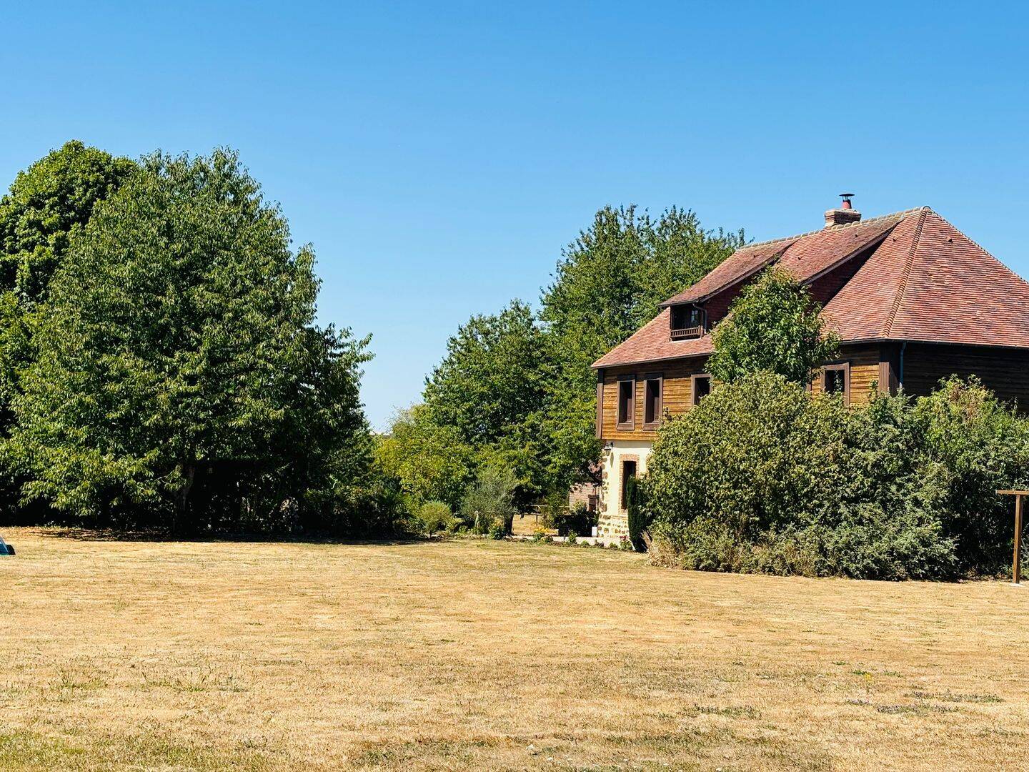 Maison 9 pièces 213 m² · à Rugles · 213 m² · 400 000 €