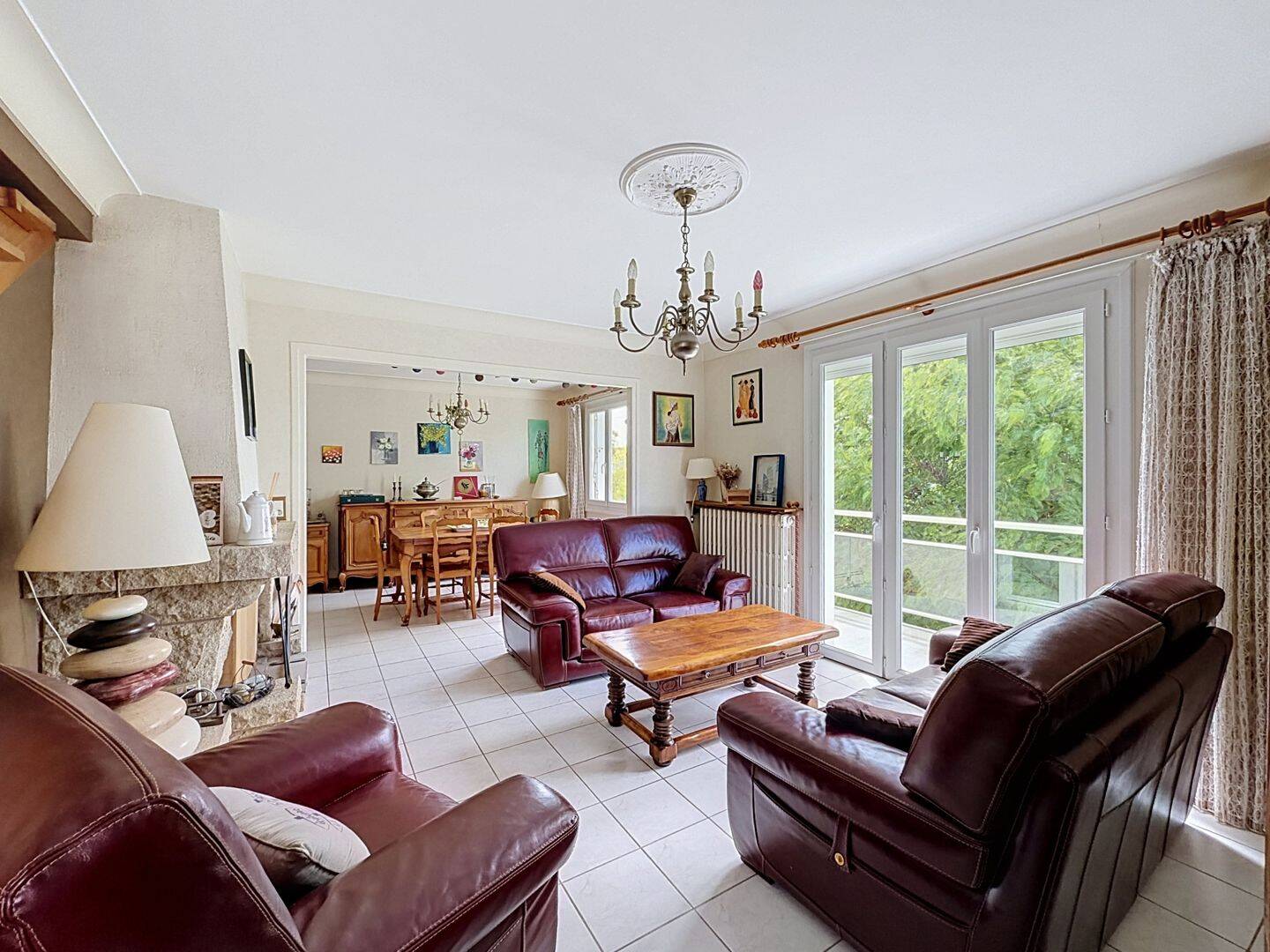 Maison 6 pièces 133 m² · à Bruz · 133,4 m² · 327 285 €