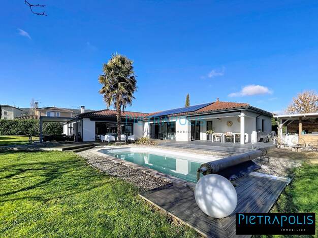 Villa à vendre 880 000 € 6 pièces 4 chambres 222,4 m² 1 596 m² de terrain Morancé 69480