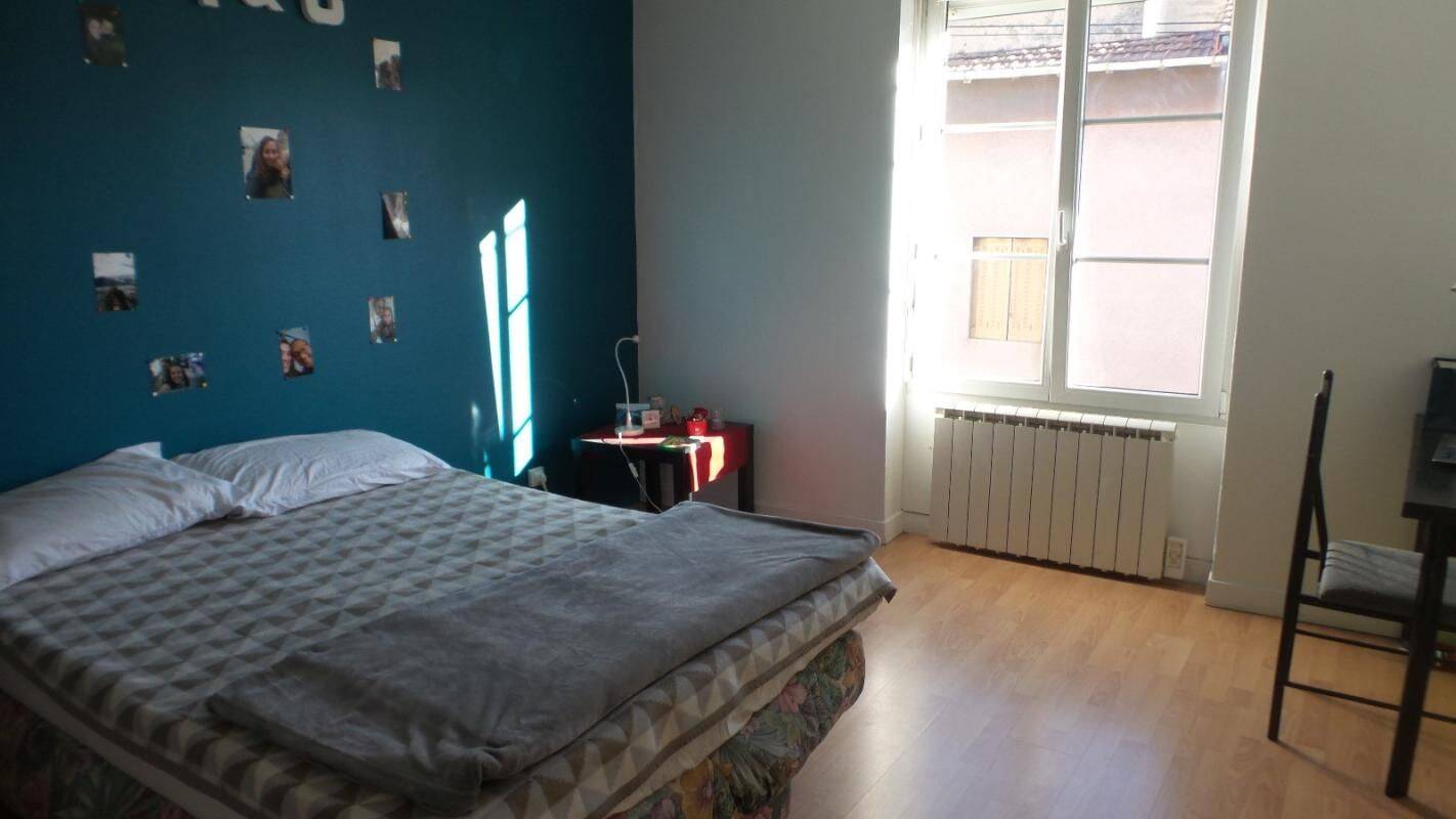 Appartement 2 pièces 51 m² · à Oullins-Pierre-Bénite · 51 m² · 596 €