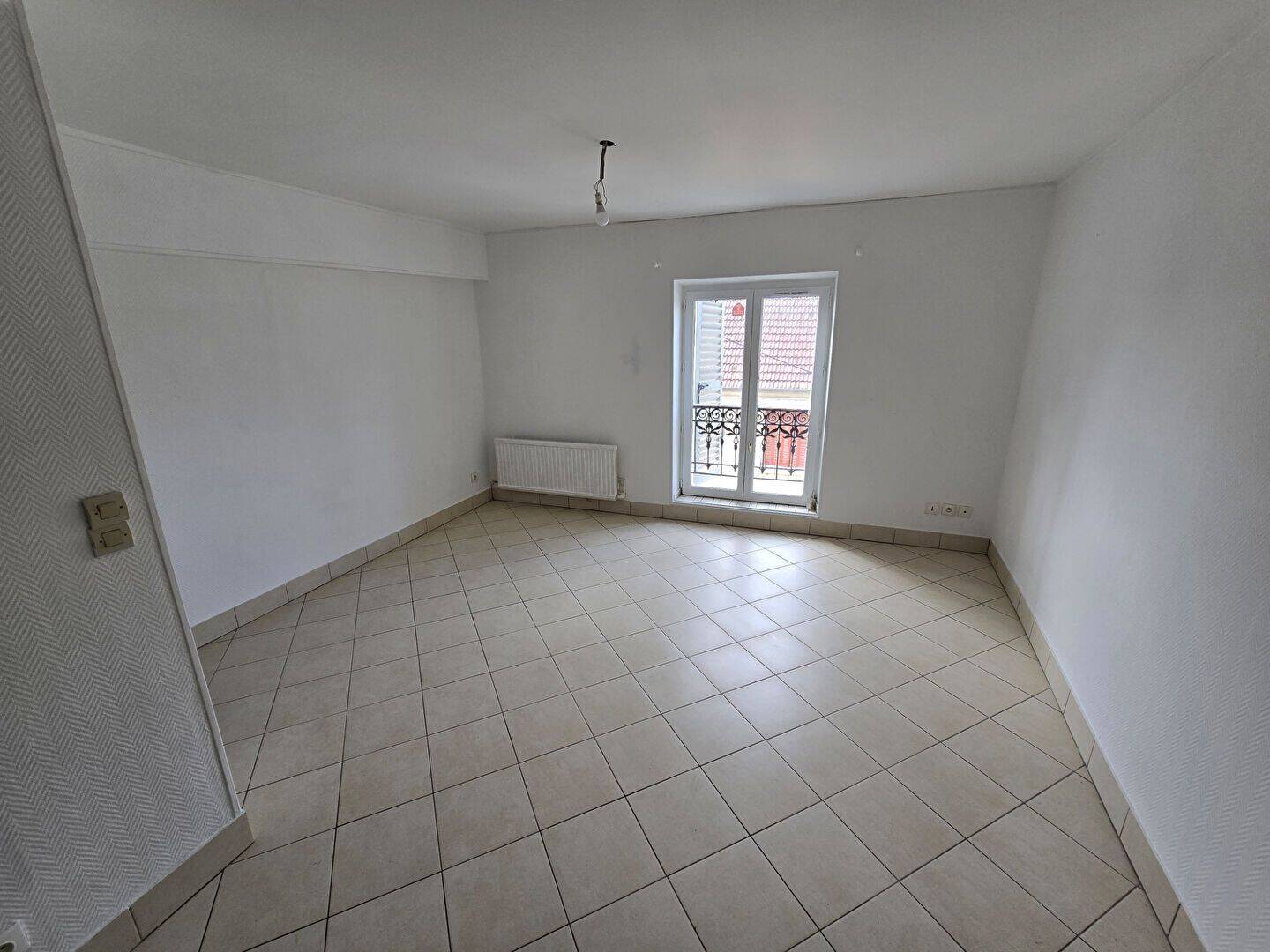 Appartement 1 pièce 25 m² · à Beaumont-sur-Oise · 24,6 m² · 550 €/mois