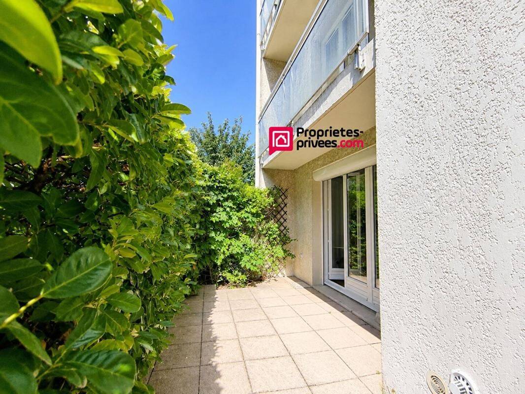 Appartement 2 pièces 49 m² · à Évry-Courcouronnes · 48,5 m² · 1 095 €