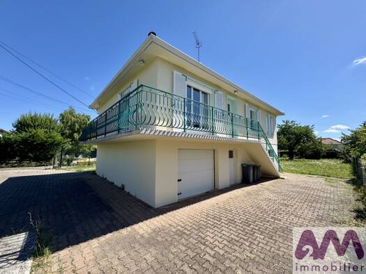 Maison à vendre 265 000 € 6 pièces 3 chambres 103,2 m² 982 m² de terrain Cébazat 63118