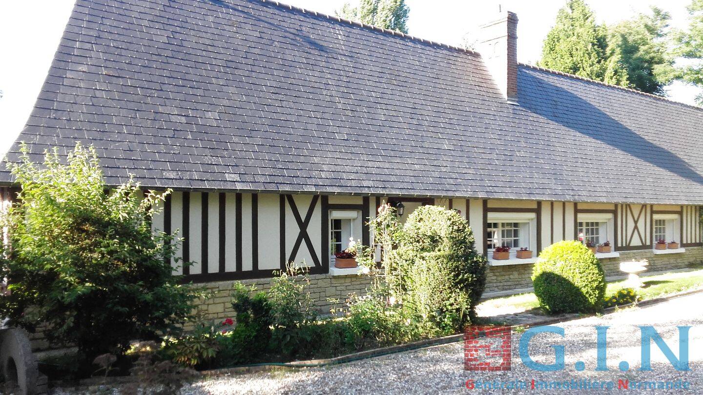 Maison 9 pièces 220 m² · à Bourg-Achard · 220 m² · 462 000 €