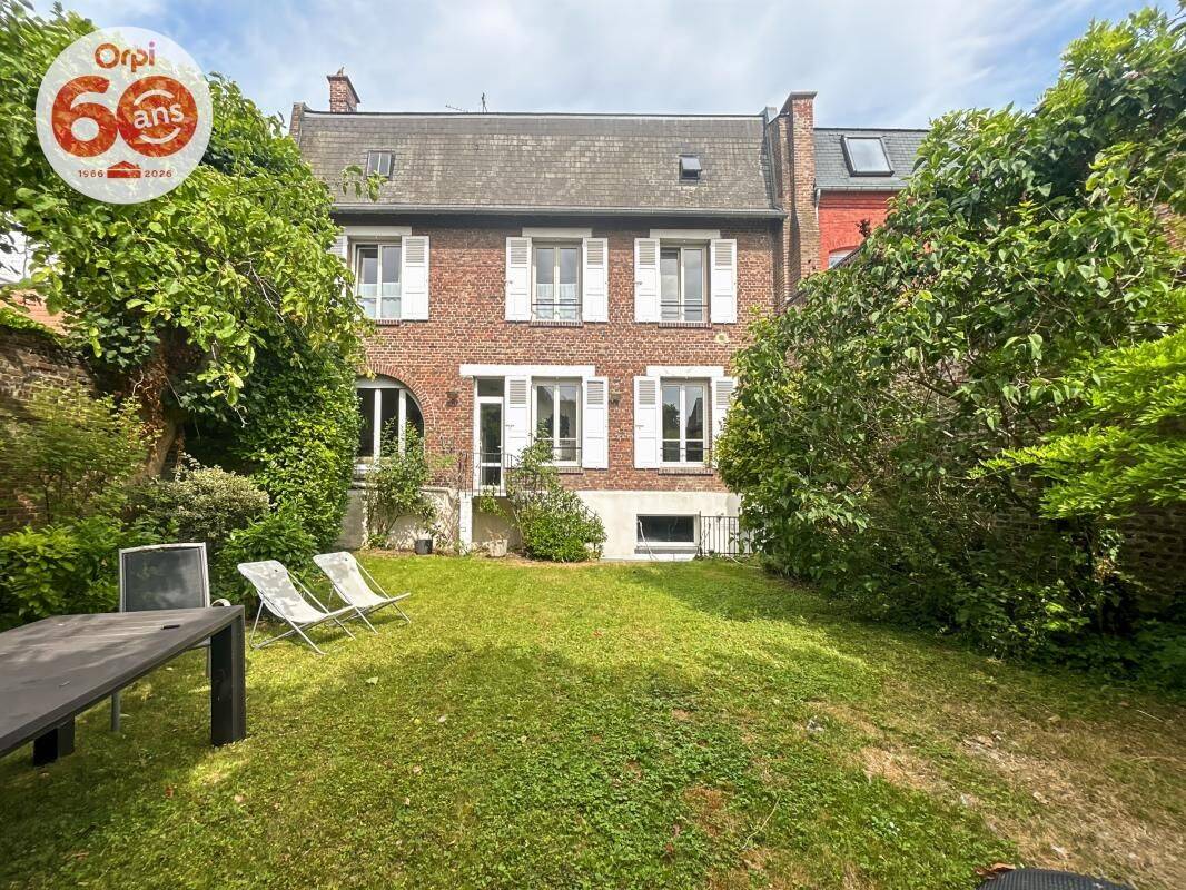 Maison 6 pièces 220 m² · à Arras · 220 m² · 569 500 €