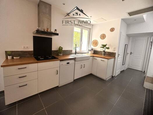 Maison à vendre 379 000 € 4 pièces 3 chambres 106 m² Coudoux 13111