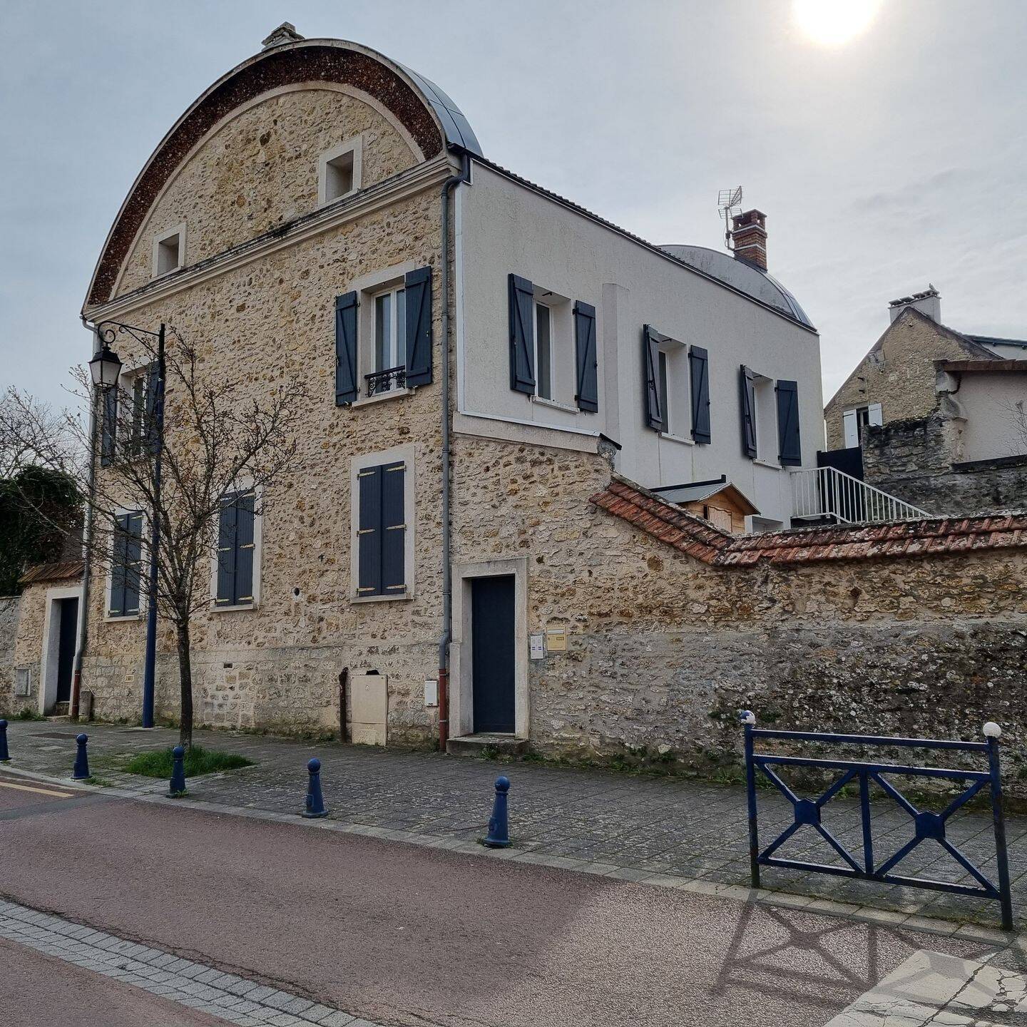 Appartement 1 pièce 25 m² · à Épône · 24,6 m² · 625 €/mois