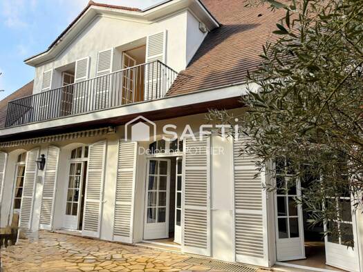 Maison à vendre 1 280 000 € 8 pièces 5 chambres 232 m² 2 286 m² de terrain Prévoyants-Chanteloup-Pont de l'Union Aulnay-sous-Bois 93600