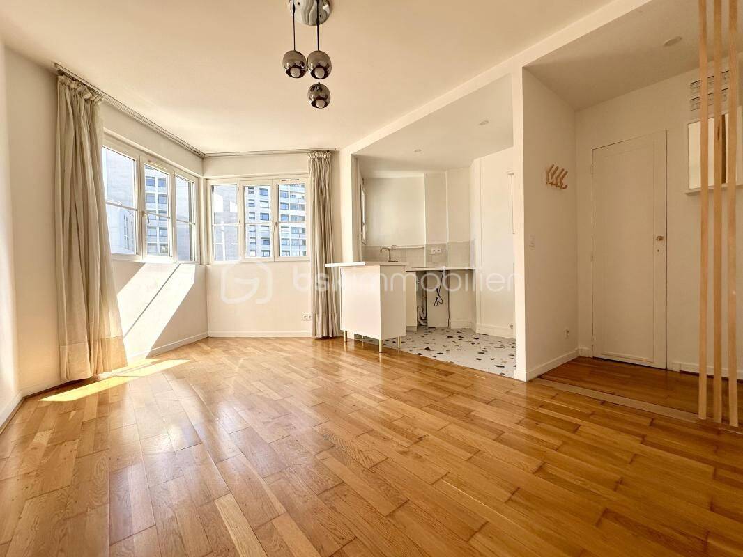 Appartement 2 pièces 37 m² · à Paris 19ème Arrondissement · 37 m² · 1 329 €/mois
