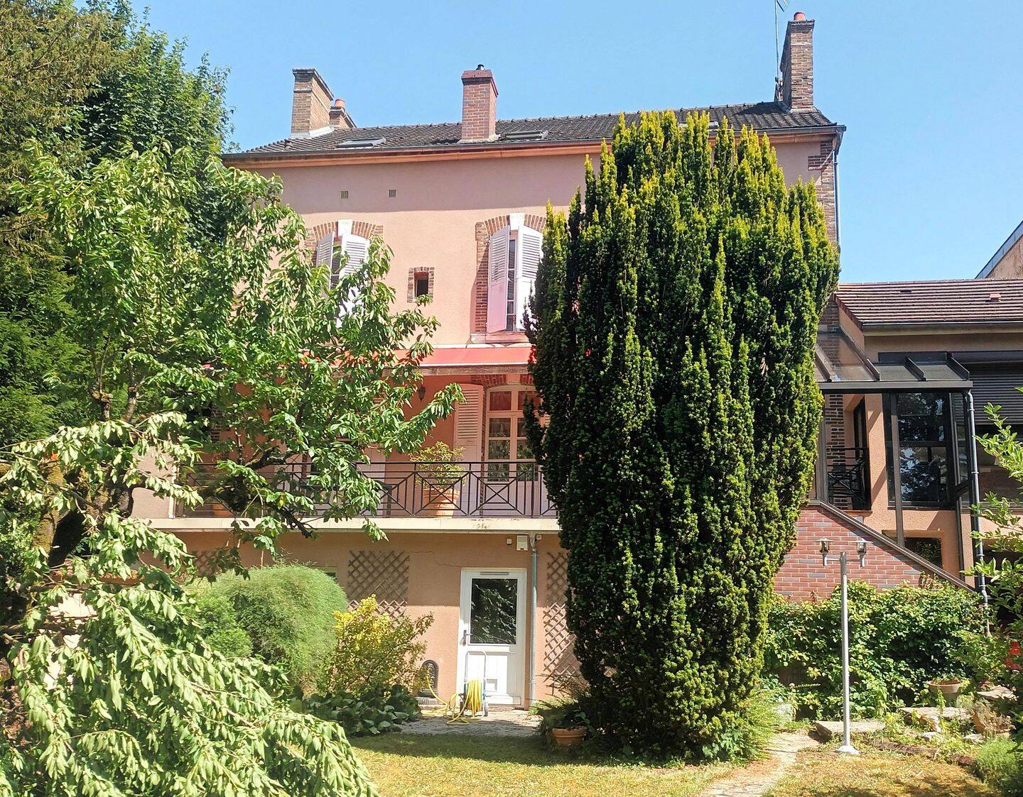 Maison 9 pièces 278 m² · à Auxerre · 278 m² · 568 000 €