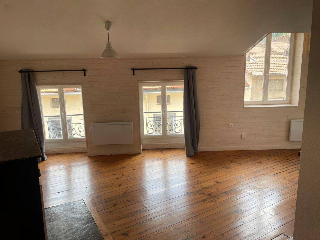 Appartement 1 pièce 30 m² · à Saint-Étienne · 30 m² · 355 €
