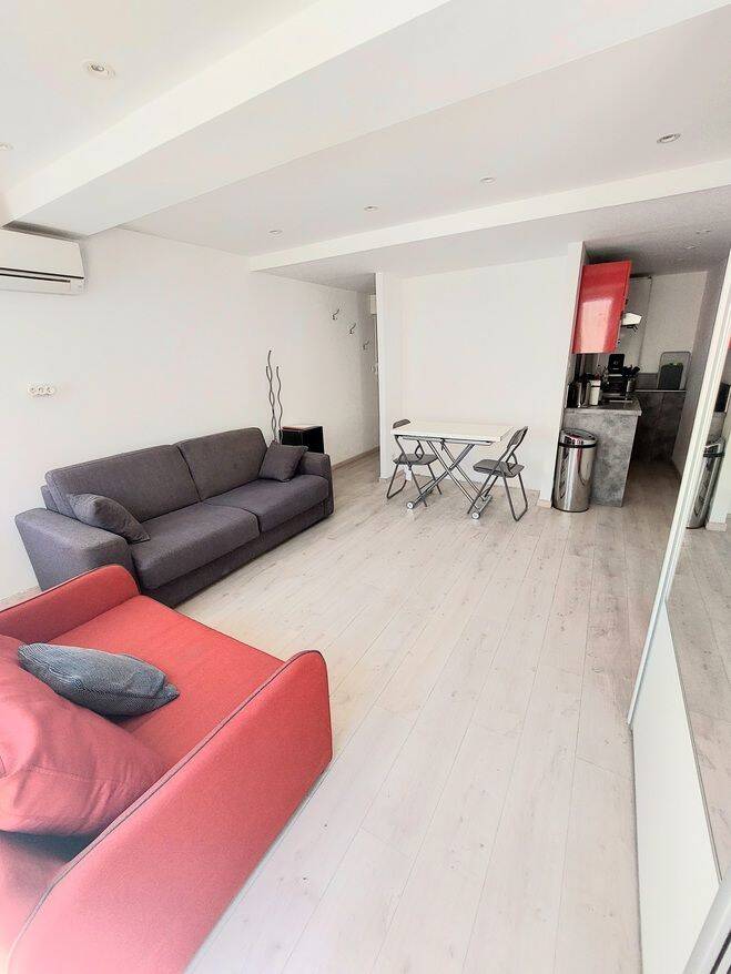 Appartement 1 pièce 25 m² · à Aix-en-Provence · 24,5 m² · 650 €