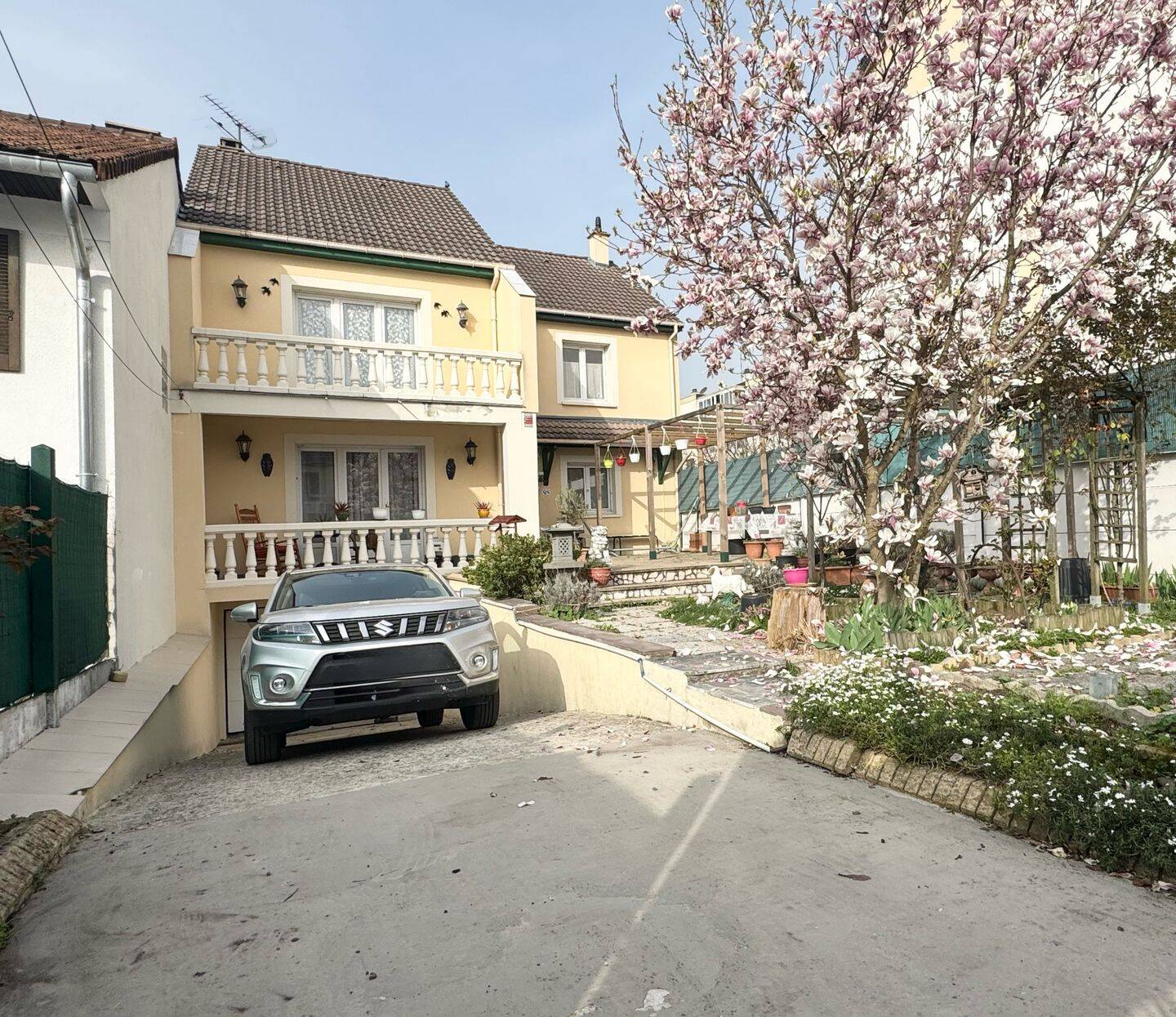 Maison 7 pièces 141 m² · à Bobigny · 141 m² · 390 000 €