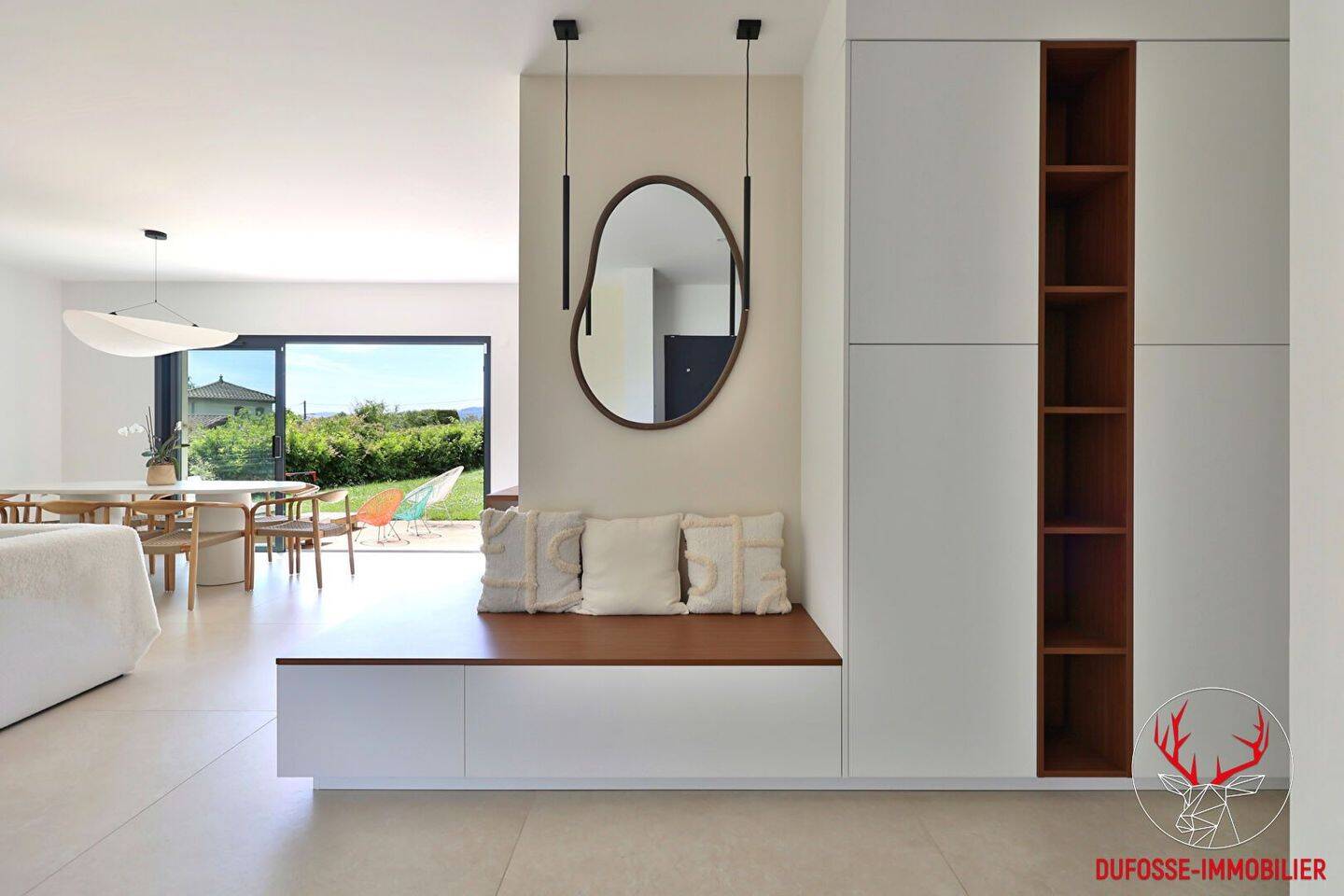 Maison 8 pièces 193 m² · à La Tour-de-Salvagny · 193 m² · 880 000 €