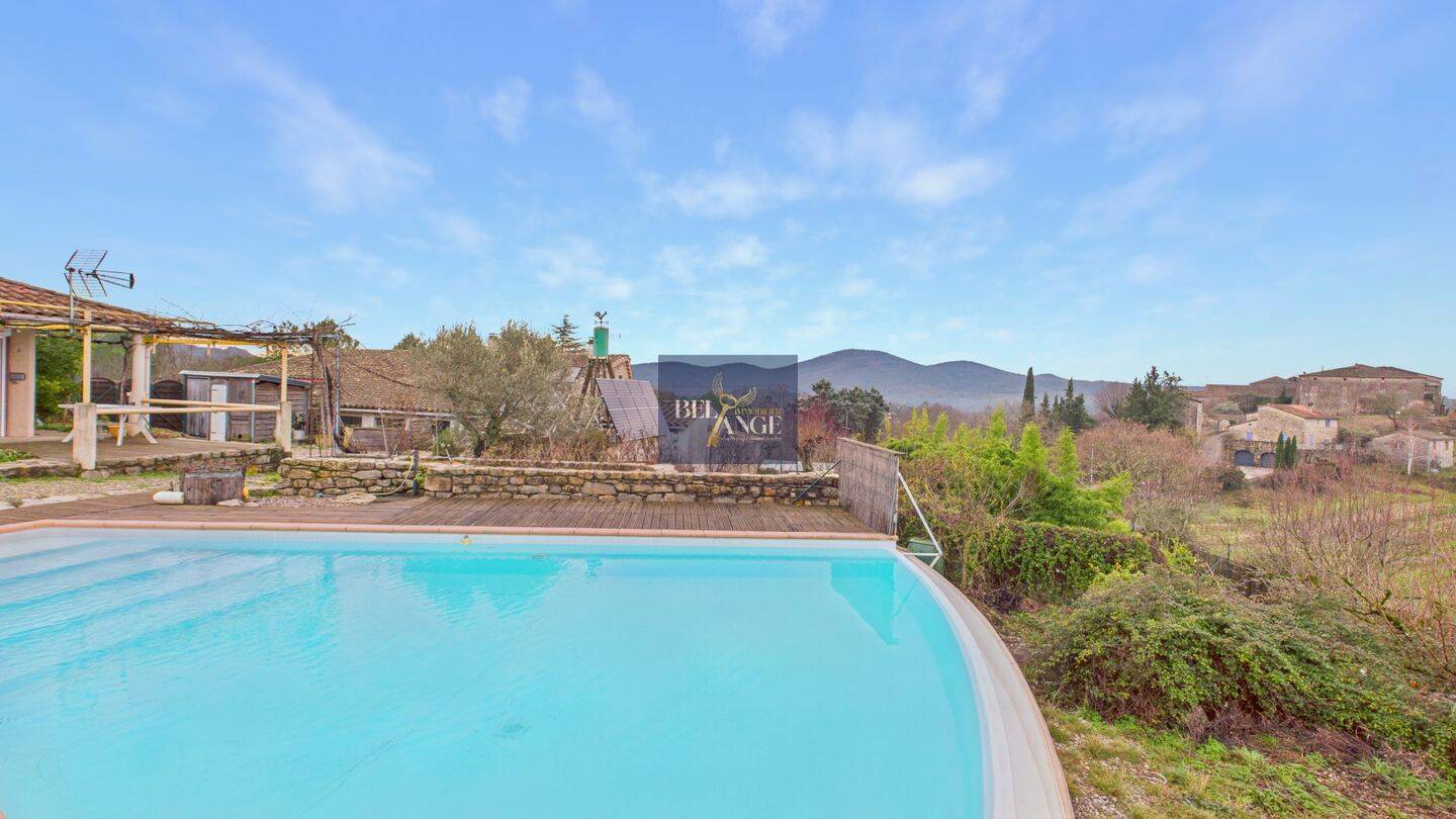 Maison 8 pièces 224 m² · à Saint-André-de-Cruzières · 223,8 m² · 495 000 €