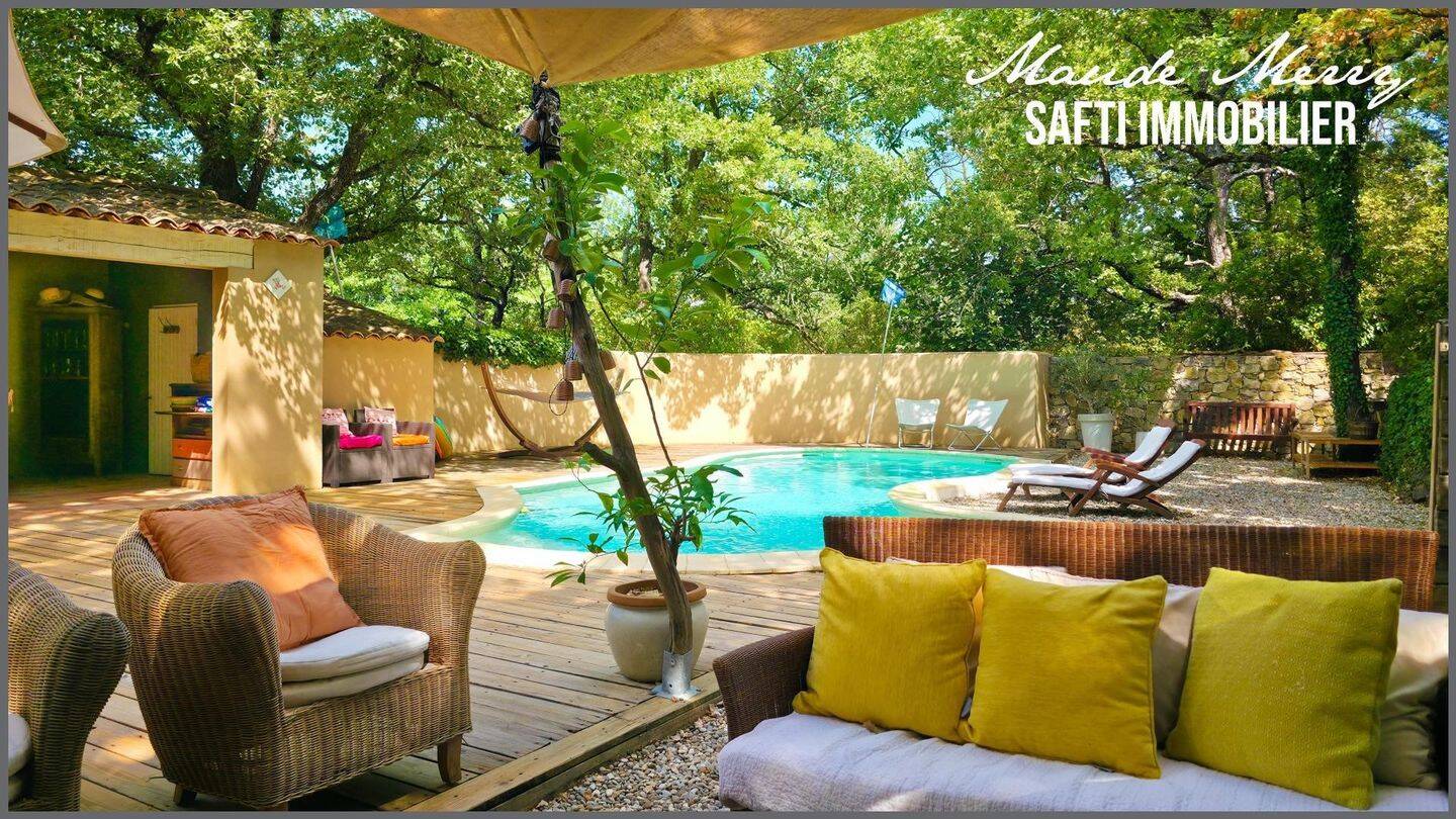 Maison 6 pièces 160 m² · à Garéoult · 160 m² · 639 000 €