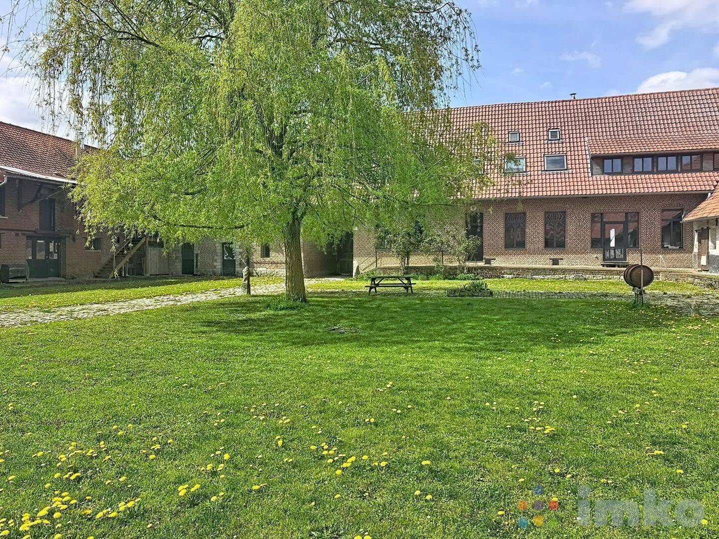 Maison 7 pièces 256 m² · à Ennevelin · 256 m² · 980 000 €