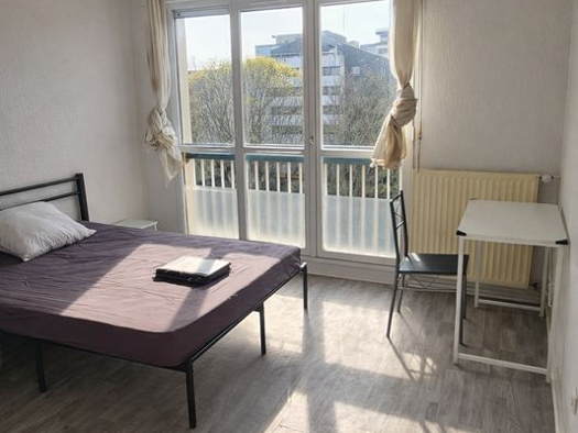 Colocation à louer 495 € 84 m² Étage 5/13 disponible dès maintenant Rostand Boissy-Saint-Léger 94470